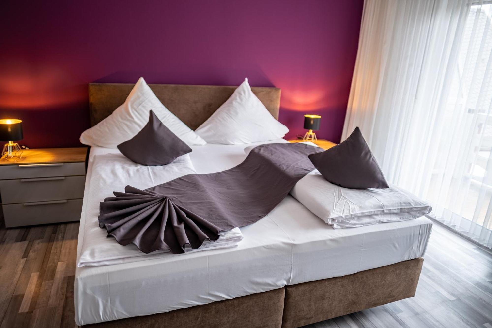 Mike'S Mosel Lodge Treis-Karden Esterno foto
