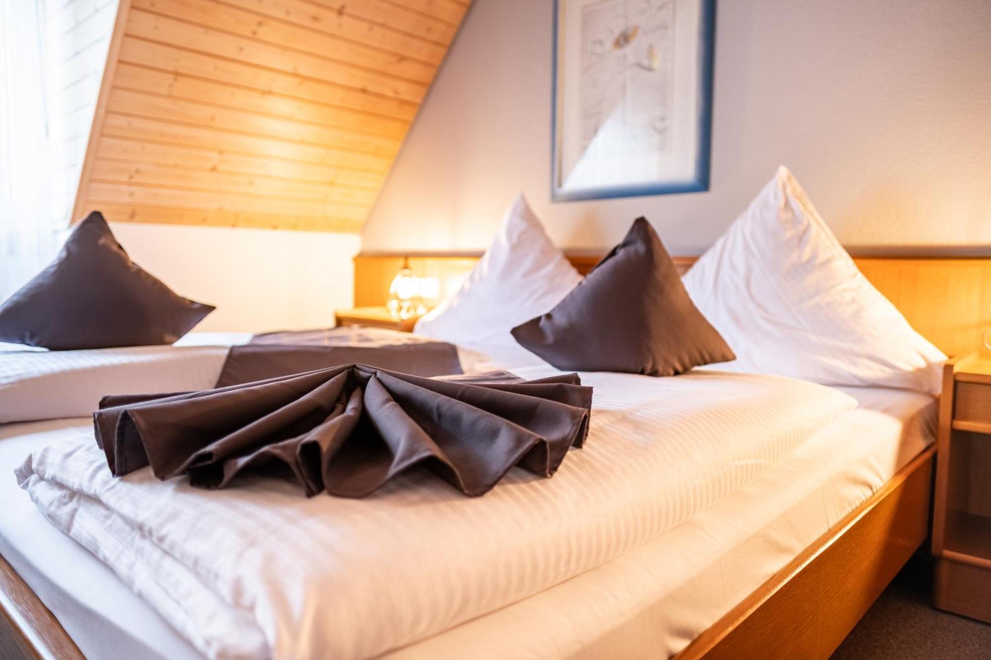 Mike'S Mosel Lodge Treis-Karden Esterno foto