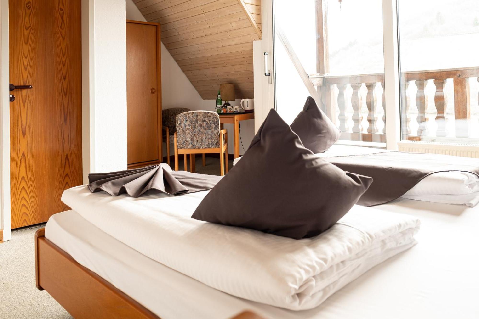 Mike'S Mosel Lodge Treis-Karden Esterno foto