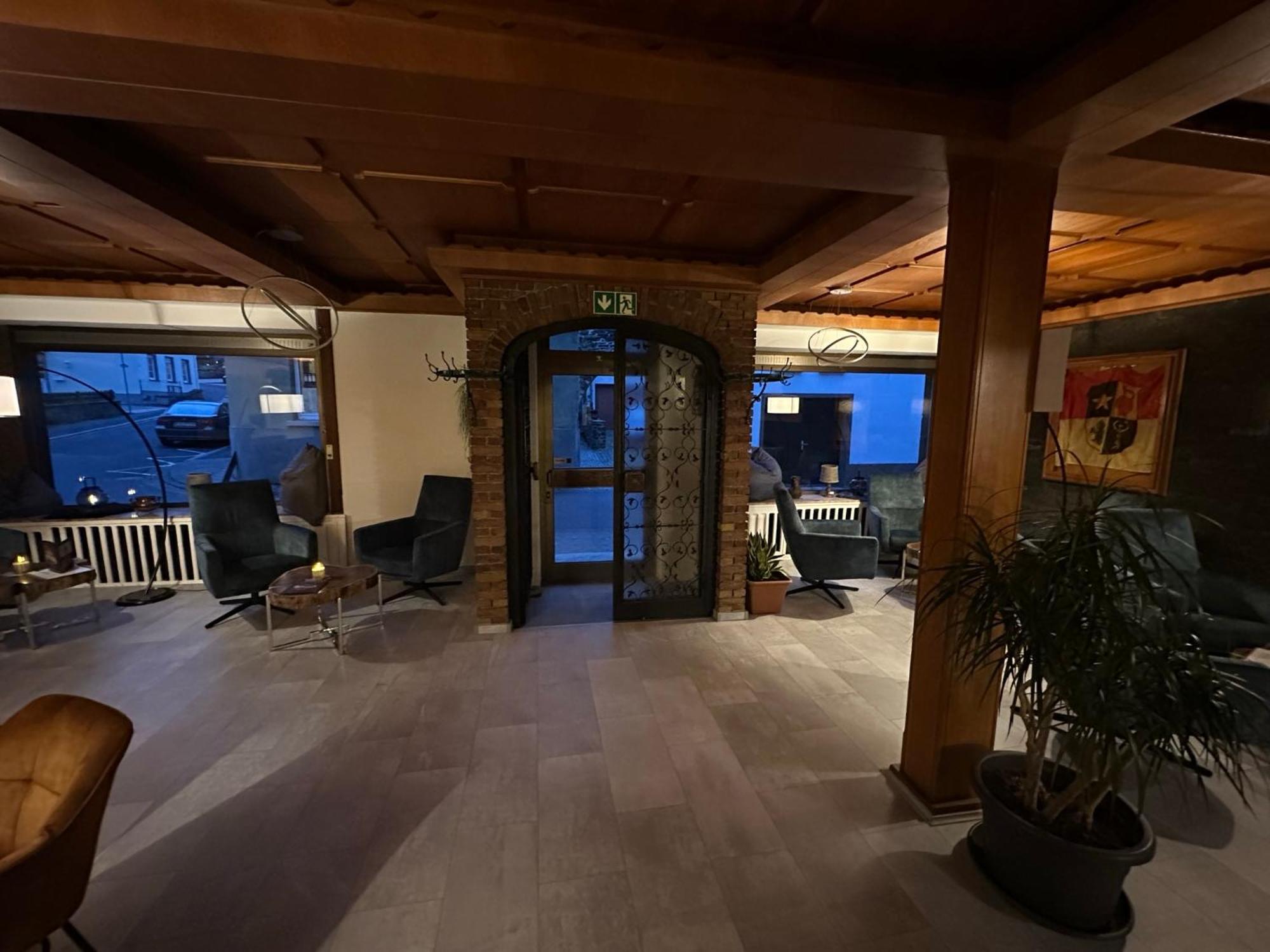 Mike'S Mosel Lodge Treis-Karden Esterno foto