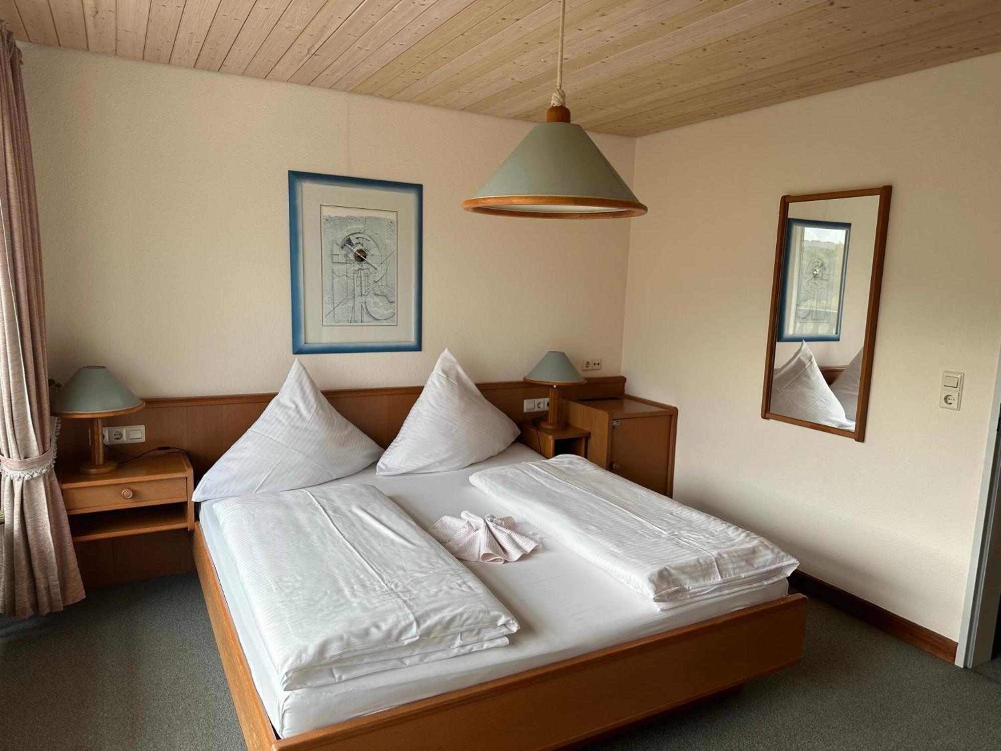 Mike'S Mosel Lodge Treis-Karden Esterno foto