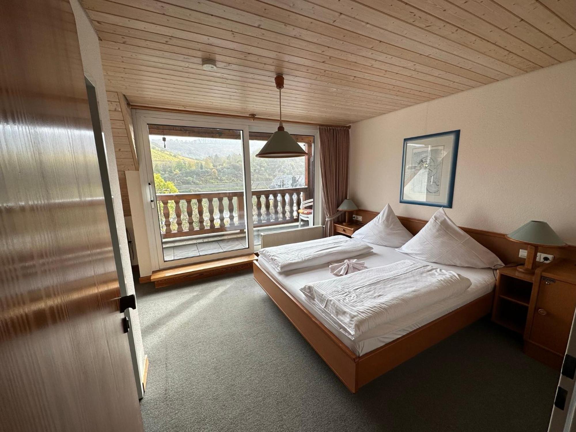 Mike'S Mosel Lodge Treis-Karden Esterno foto